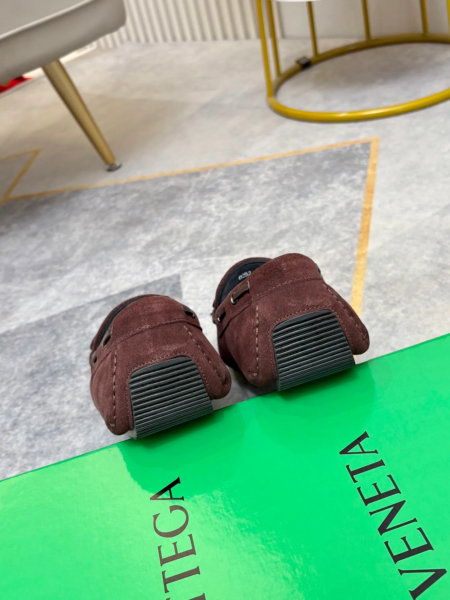 P420💰 (Niu Li + Niu Pad) [BV] The latest hot style‼ ️Casual men's shoes, uppers imported first-layer cowhide ➕Full imported cowhide lining✔️Exquisite workmanship, excellent foot feel, special rubber soles✔️, cool and fashionable, the latest fashion, fashionable outsole, hurry up.  Code number: 38-44 (can be customized to 37.45, non-refundable)